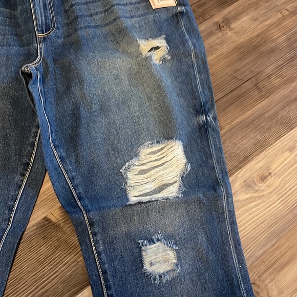 Just Fab distressed jeans size 33 - Picture 3 of 8